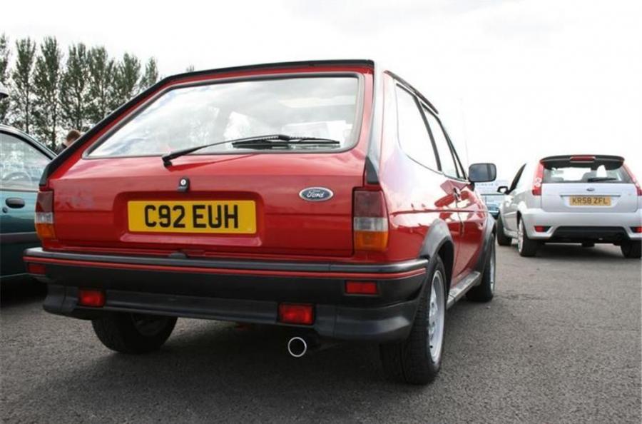  Ford Fiesta XR2 1985 года  (фото 3 из 13)